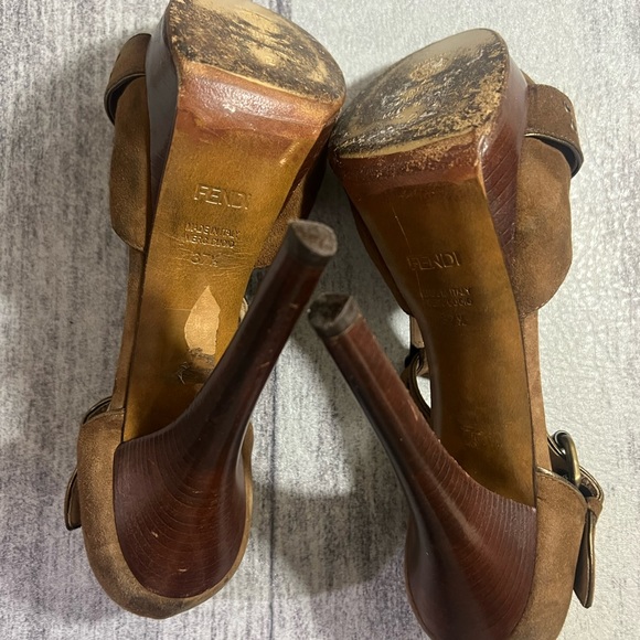 Fendi Brown T-Bar Ankle-Strap Platform Sandals Size 37.5 Made in Italy - Picture 9 of 10